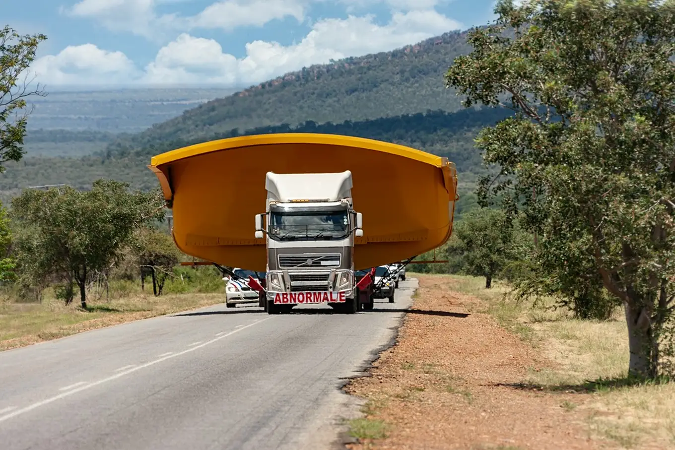 eskortowanie transportu ponadnormatywnego