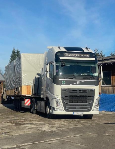 66508172-295a-4e13-8942-b1fa55ce760e